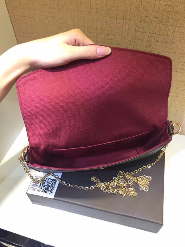 POCHETTE FELICIE ルイヴィトン スーパーコピー ルイヴィトン 限定ポシェット M62145 ステッカーショルダーバッグ